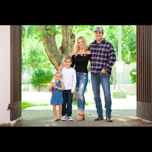 Meet Your Posher! - Picture 2 of 2